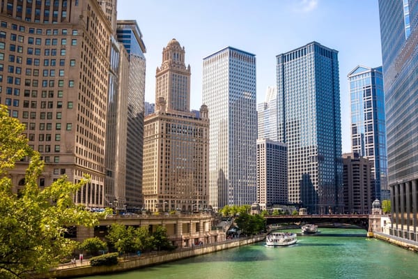 DOWNTOWN & RIVER TOUR